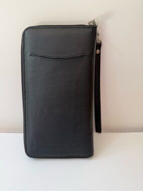 Black Leather Zip Wallet Wristlet -